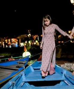 Vé đi thuyền và thả đèn lồng trên sông Hoài ở Hội An